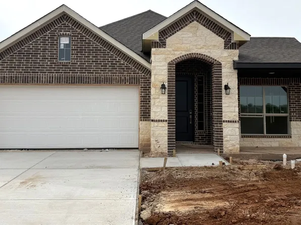 325 Los Llanos Rd, Granbury, TX 76048