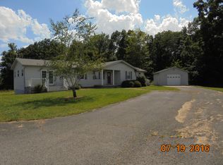 1123 Red Banks Rd, Burkesville, KY 42717
