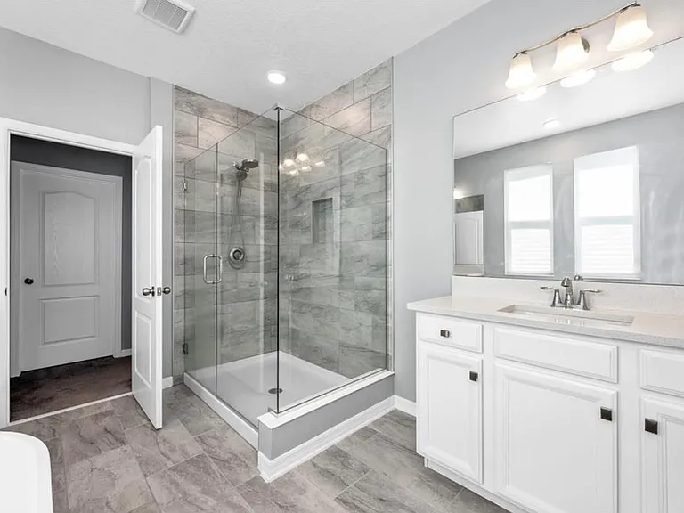 640 Bayern Ln — Photo 13