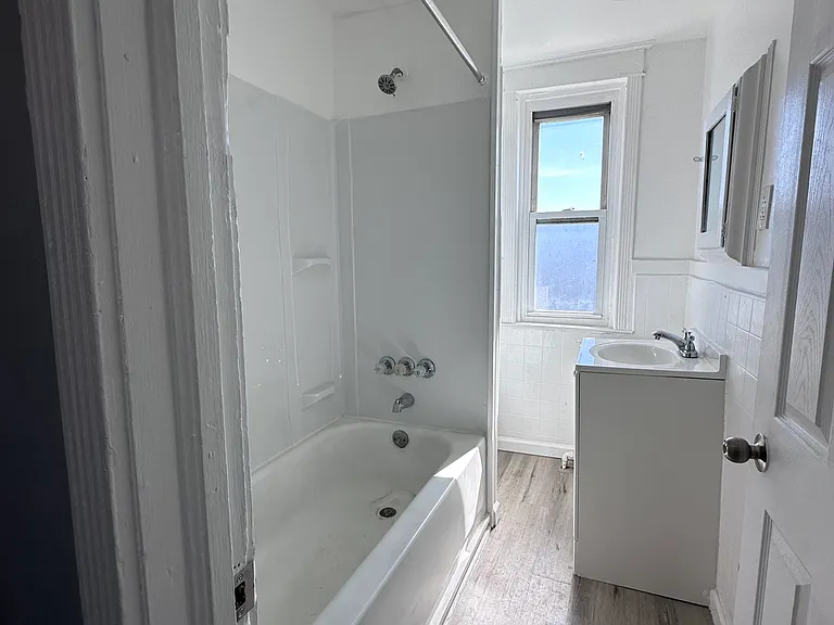 7099 Clinton Rd — Photo 17