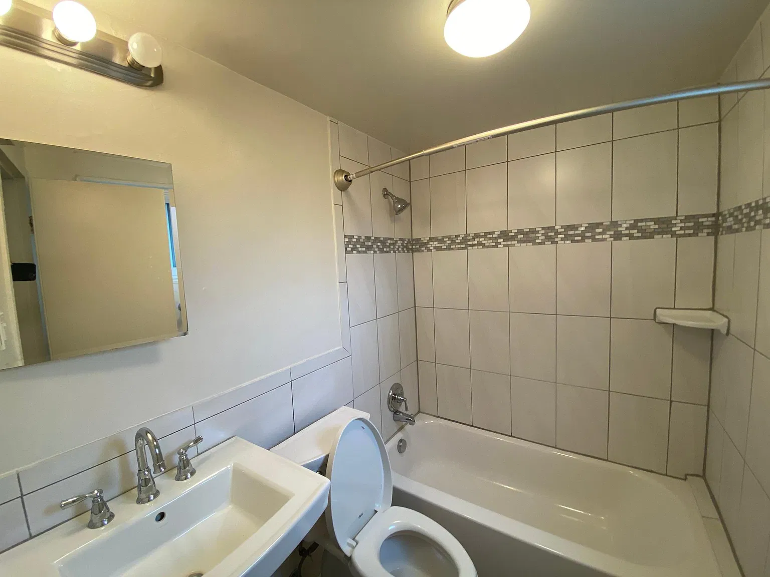 1 bed, 625 sqft, $1,850 — Photo 4