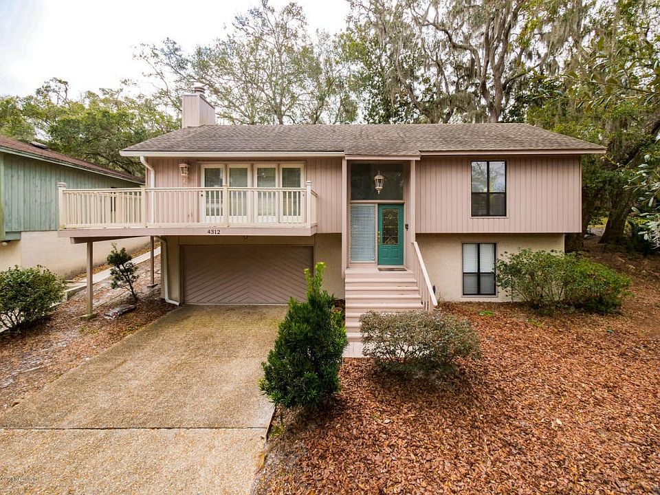 4312 Springmoor Dr W Front-1