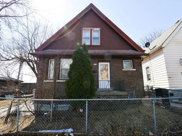 1831 West Rogers STREET, Milwaukee, WI 53204