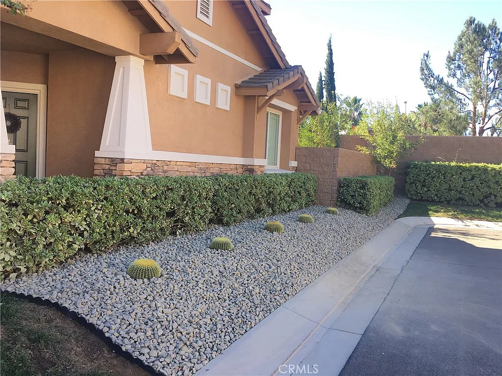 3 bed, 2.5 bath, 1533 sqft, $3,450 — Photo 2