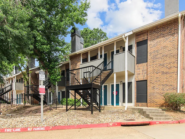 The Woodlands — Photo 38