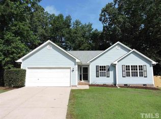 706 Edgeworth Ct, Fuquay Varina, NC 27526
