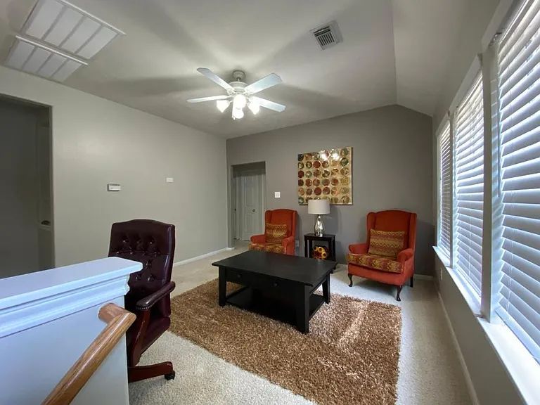 26 Baccara Pl — Photo 7