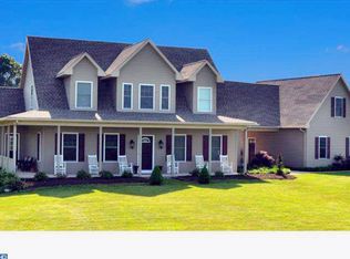 170 Lake Rd, Robesonia, PA 19551