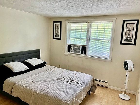 5th image of 41 Leonard Rd Unit 41