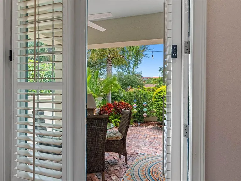 6022 Beacon Shores St — Photo 25