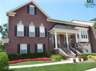 751 Paint Creek Dr, Troy, MI 48085