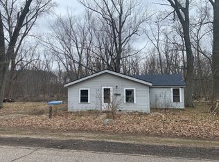 6479 S Ainger Rd, Olivet, MI 49076