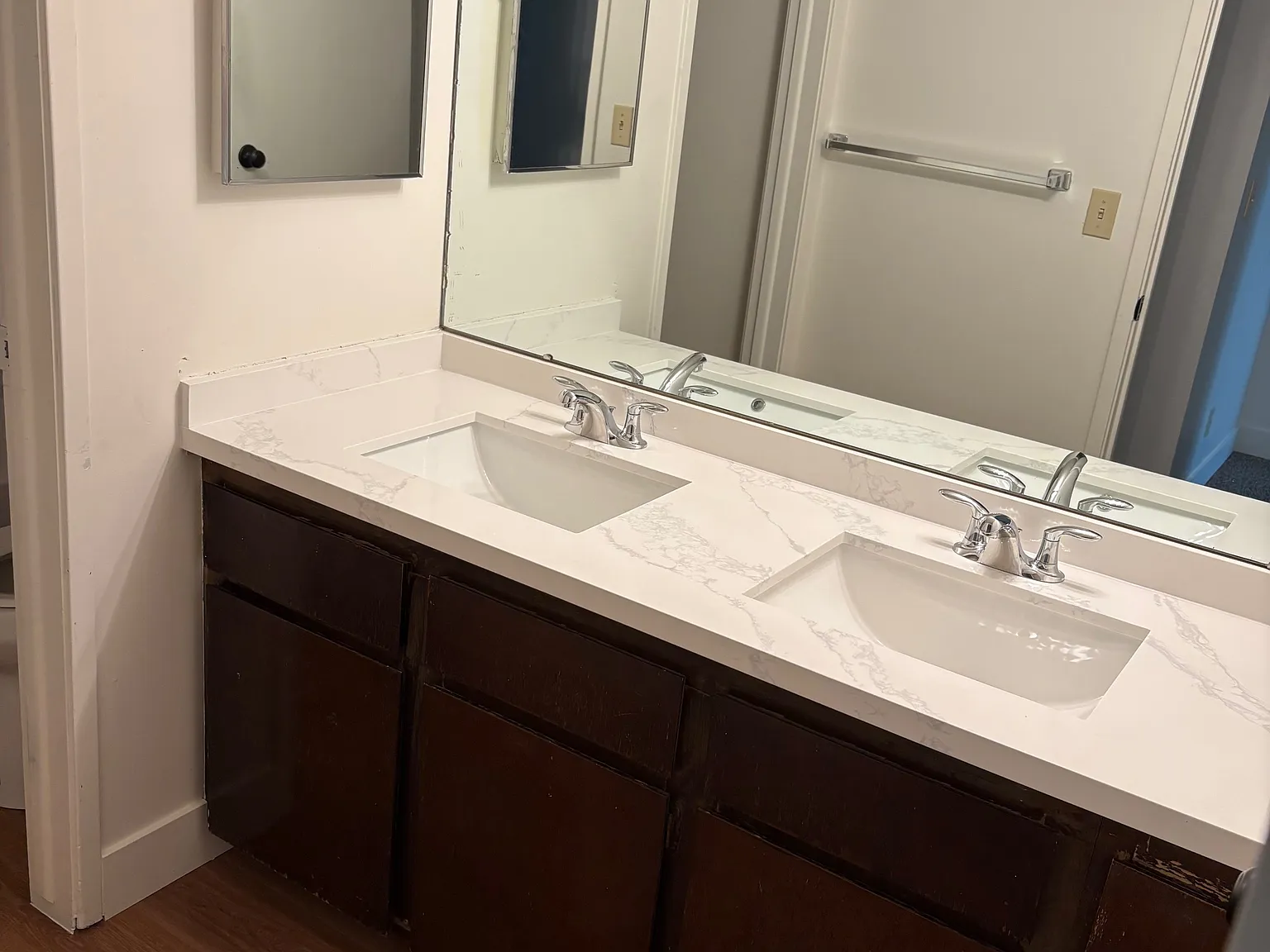 2 bed, 850 sqft, $1,200 — Photo 2
