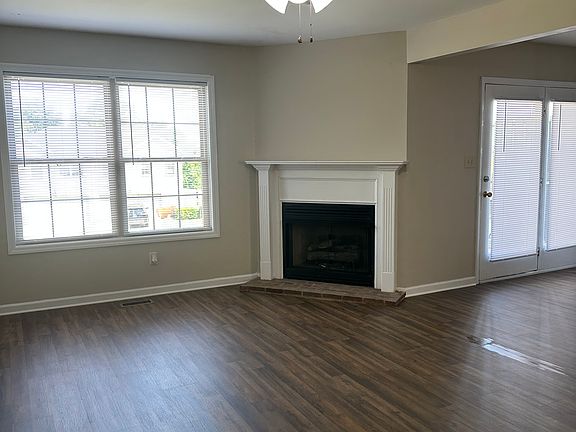 5th image of 529 Big Bear Ln