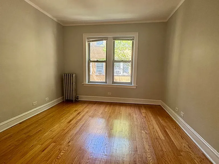 4310-16 N Keystone Ave — Photo 5