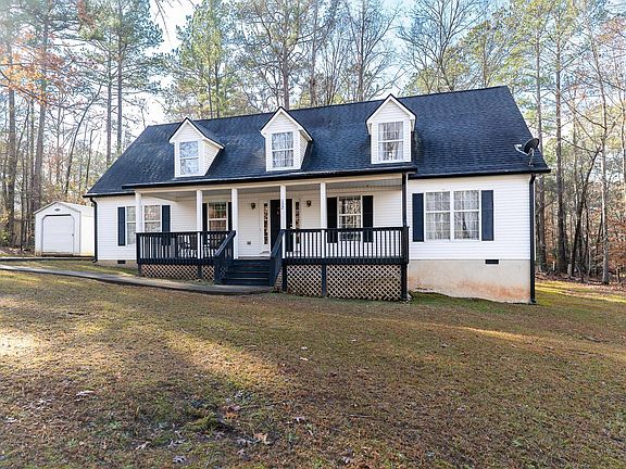 3rd image of 132 Osage Dr