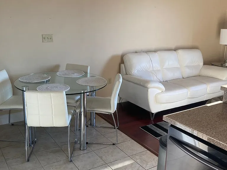 215 W College Ave #706B — Photo 12