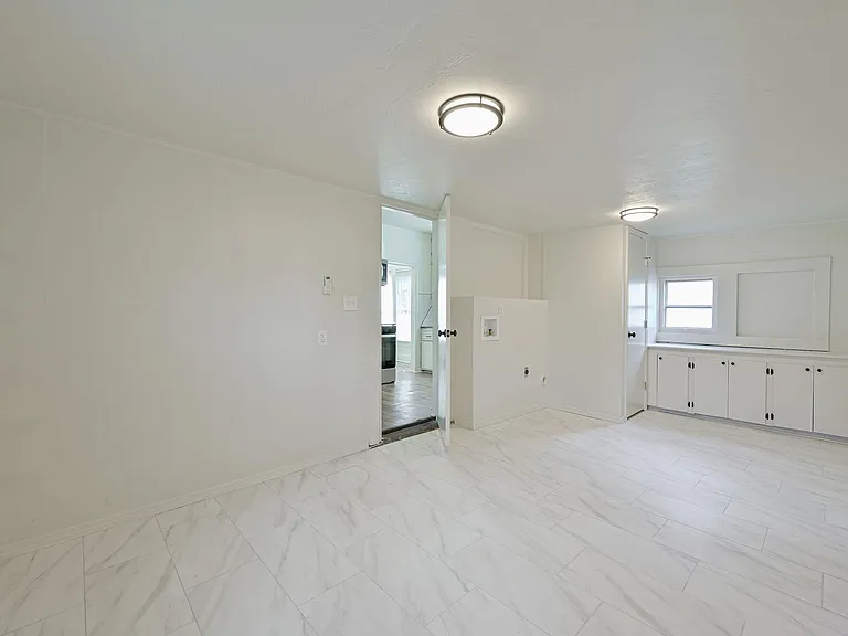 607 N Evans Ave — Photo 25