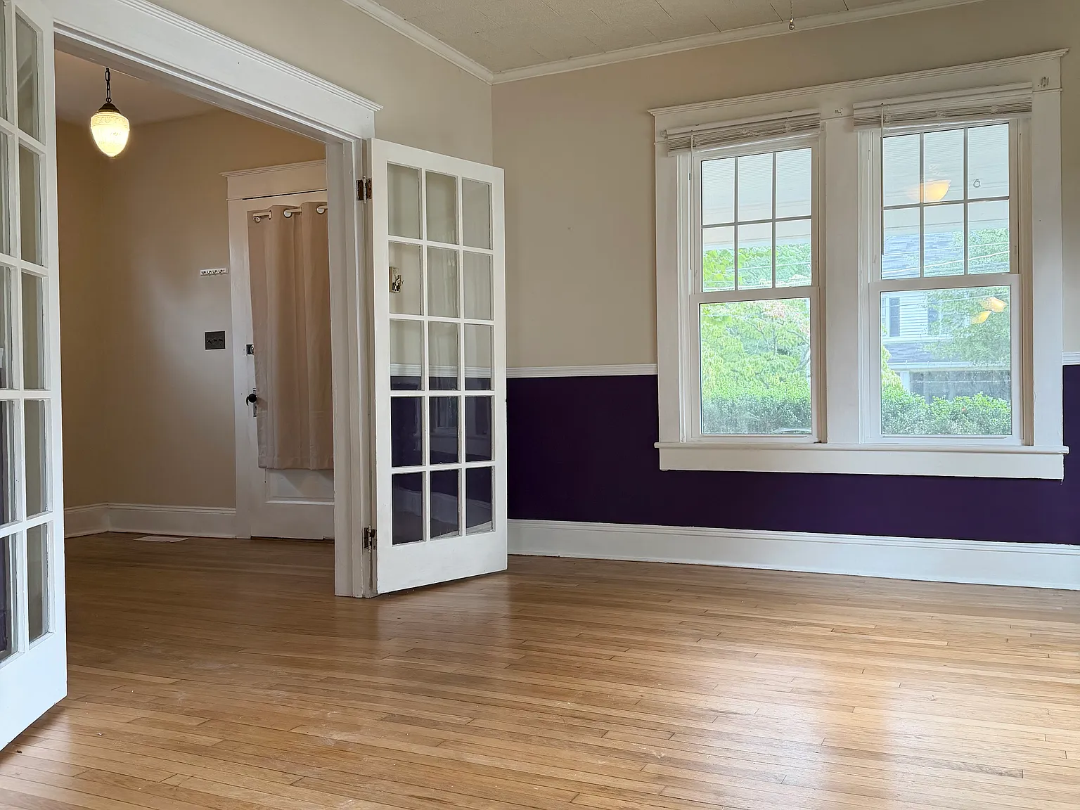 3 bed, 1.5 bath, 1456 sqft, $1,725 — Photo 2