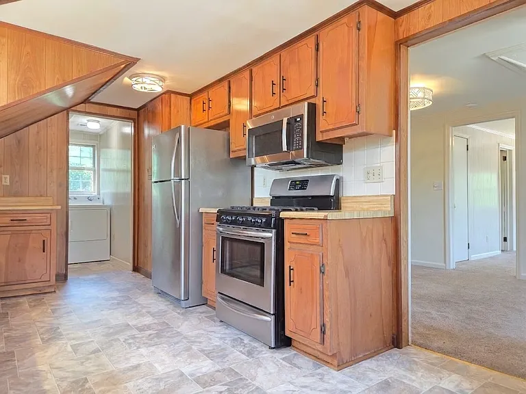 147 Lakemont Dr #B — Photo 6