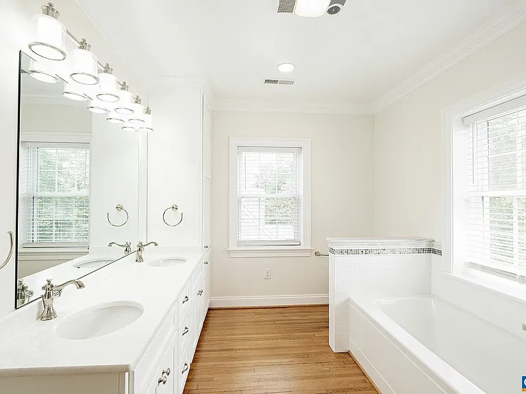 675 Evergreen Ave — Photo 18