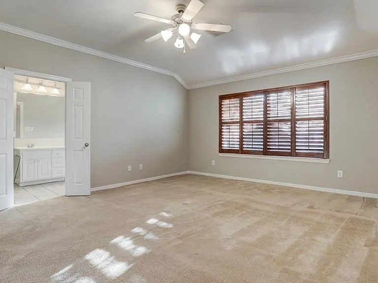 1625 Knox St — Photo 12