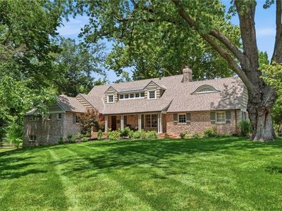 2312 Tomahawk Rd, Mission Hills, KS, 66208