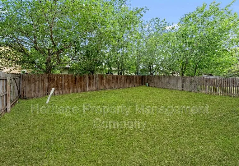 6402 Candleview Ct — Photo 30
