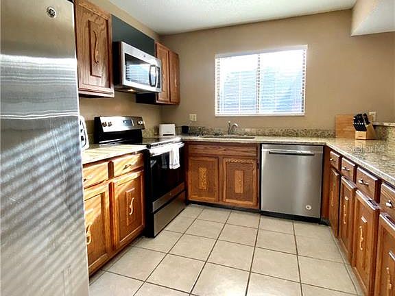 4th image of 1836 Crystal Lake Dr APT 27