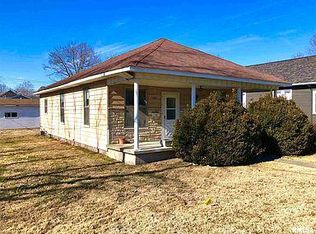 1001 N 13th St, Herrin, IL 62948