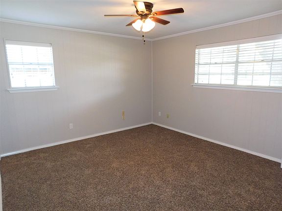 5th image of 1908 Northcrest Dr