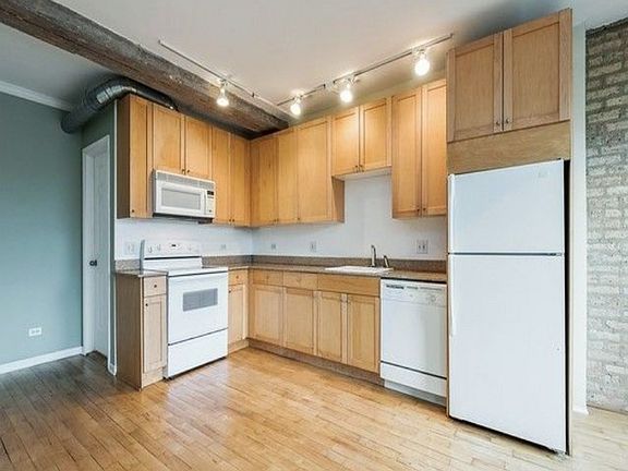 5th image of 4630-4632 N Beacon St #4630-2J