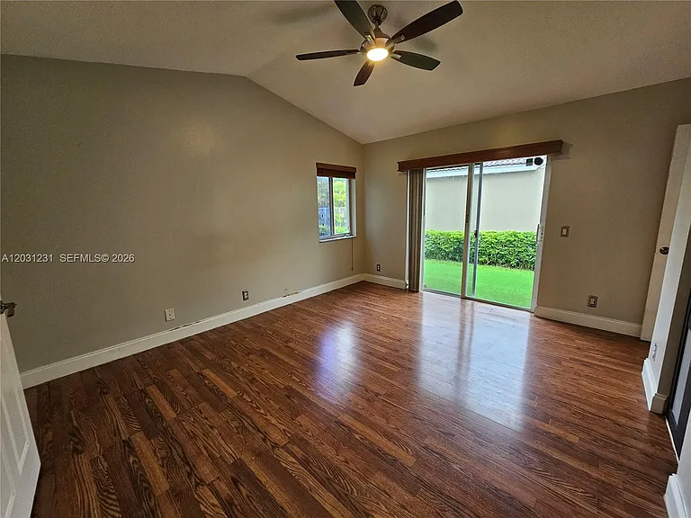 4232 Mahogany Ridge Dr — Photo 18