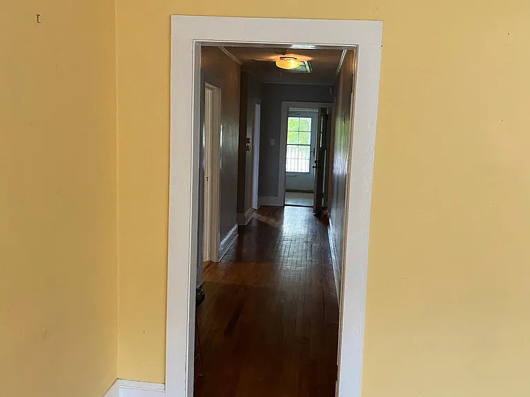 1343 S Battleground Ave — Photo 11