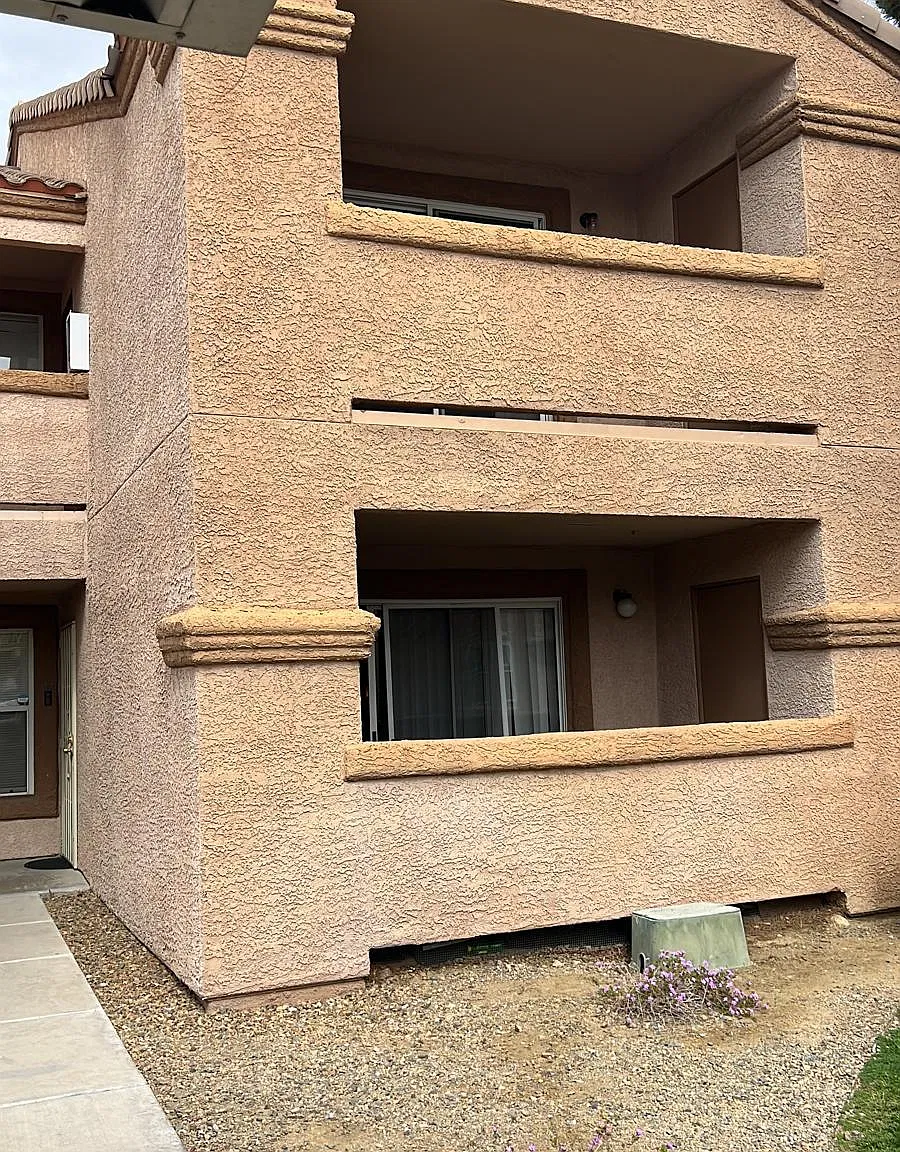1 bed, 722 sqft, $1,300 — Photo 2