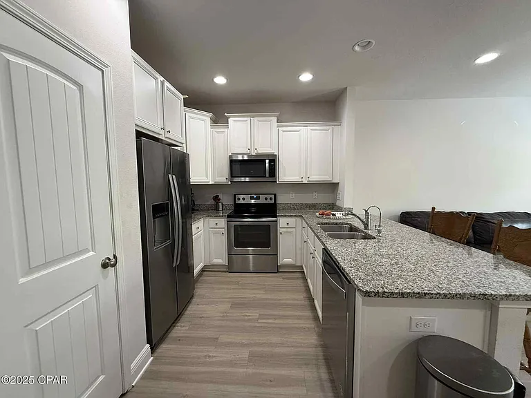 7578 Shadow Lake Dr — Photo 4