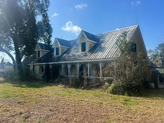 2nd image of 8137 River Rd