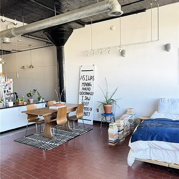 881 Memorial Dr SE #308 — Photo 10