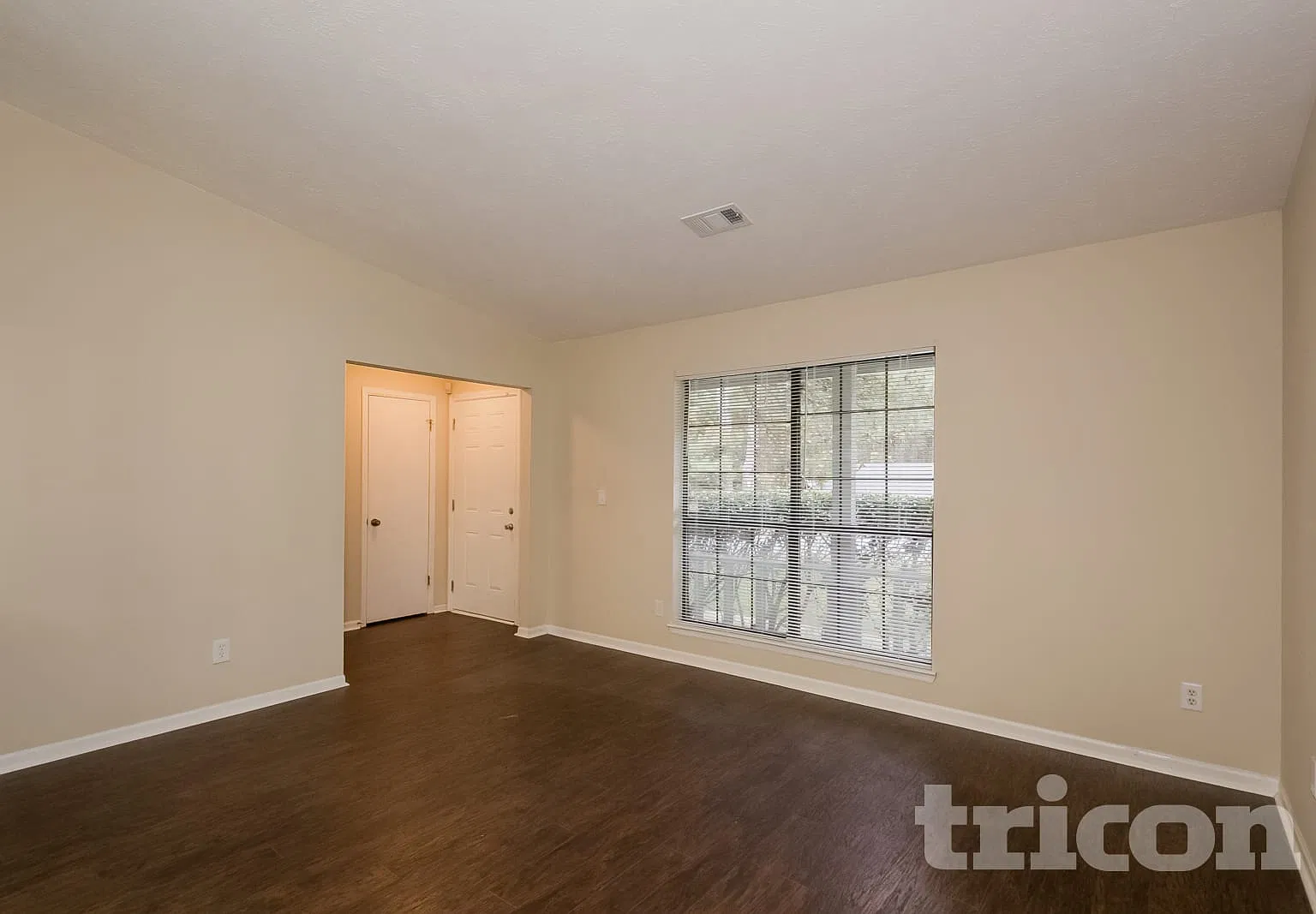 608 Utoy Circle SW Atlanta GA — Photo 3
