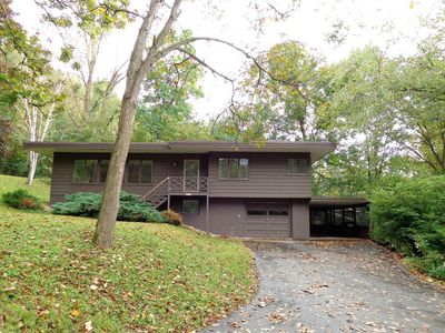 N2012 Wedgewood Dr E, La Crosse, WI, 54601