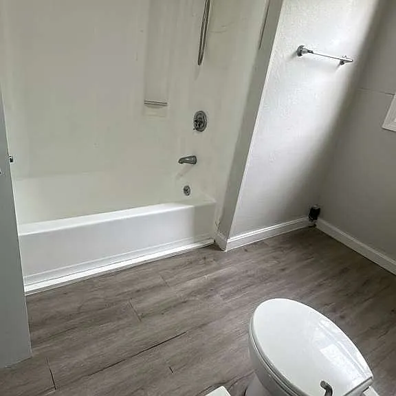 133 Brook St #2L — Photo 4