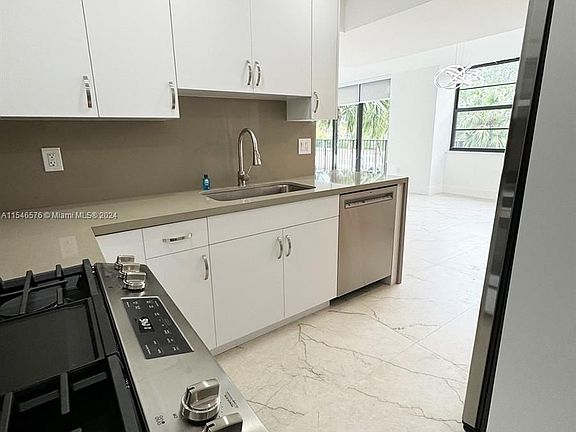 13000 SW 92nd Ave APT B212, Miami, FL 33176 | Zillow