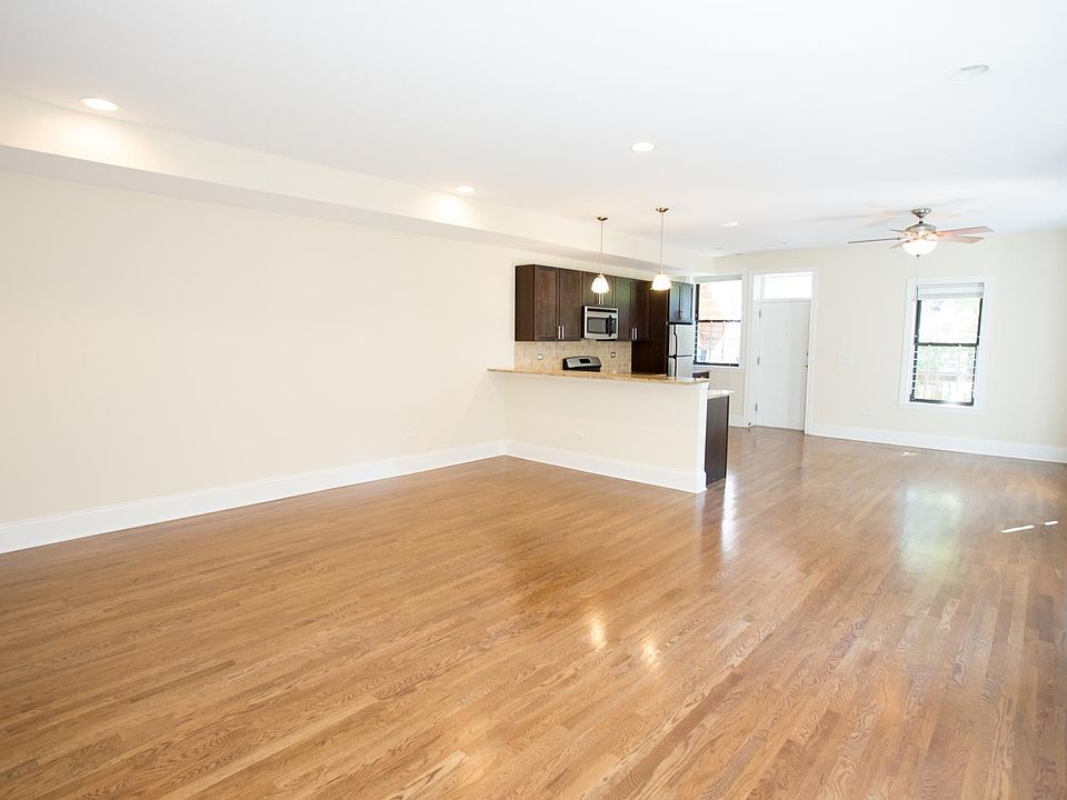 Dining/Living room