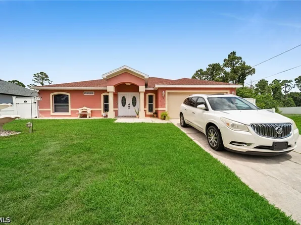 539 Summit Ave S, Lehigh Acres, FL 33974