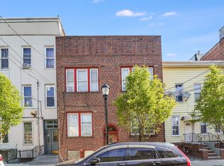 512 11th St #1L, Union City, NJ 07087