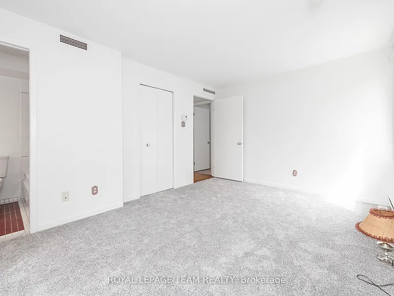 939 N River Rd #105 — Photo 20