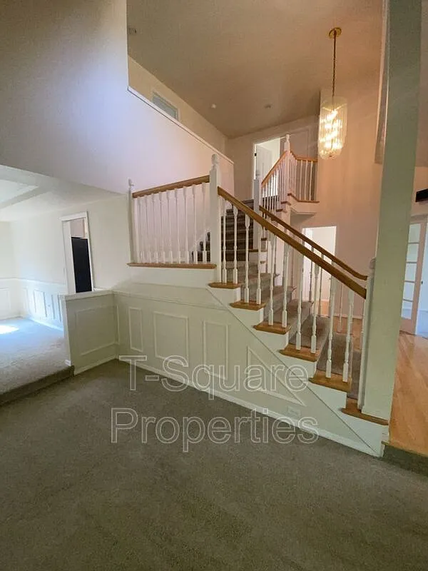 4 bed, 3.5 bath, 3480 sqft, $4,500 — Photo 3