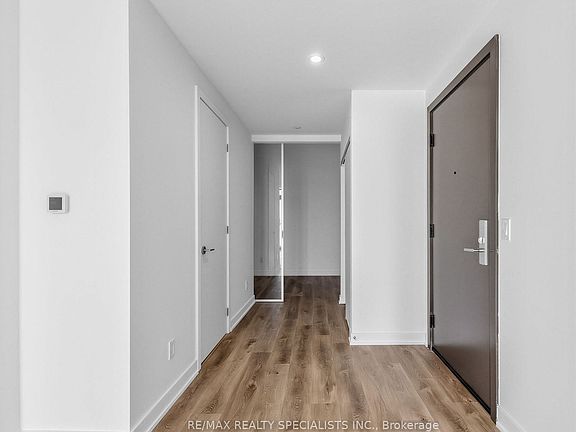 2nd image of 91 John St S #710
