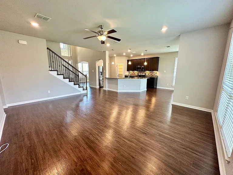 10612 Langham Dr — Photo 5