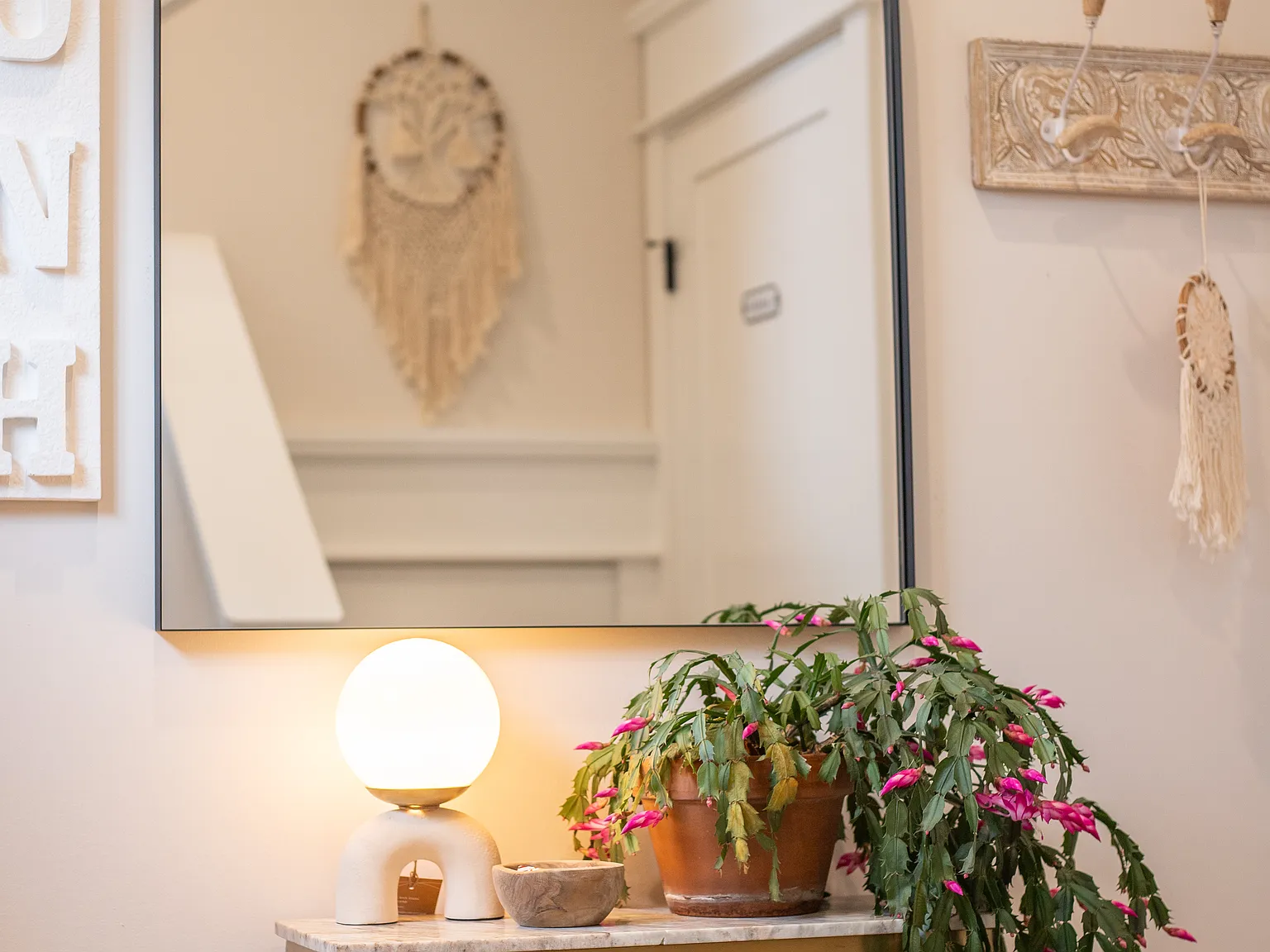 1 bed, 985 sqft, $2,200 — Photo 3
